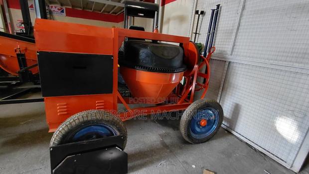 Diesel 500l Concrete Mixer With Horsepower Engine. - main view