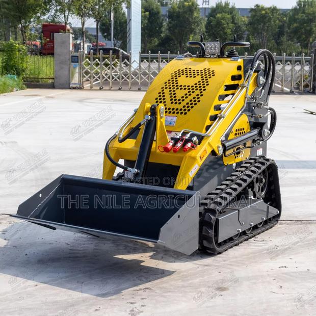 Mini Tracked Loader, Skid Steer Front-End Loader With Attachments - thumbnail 2