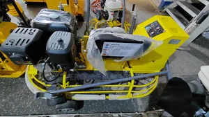 Commercial Ride-on/Sit-on Petrol Powered Power Trowel/Floor Machine.
