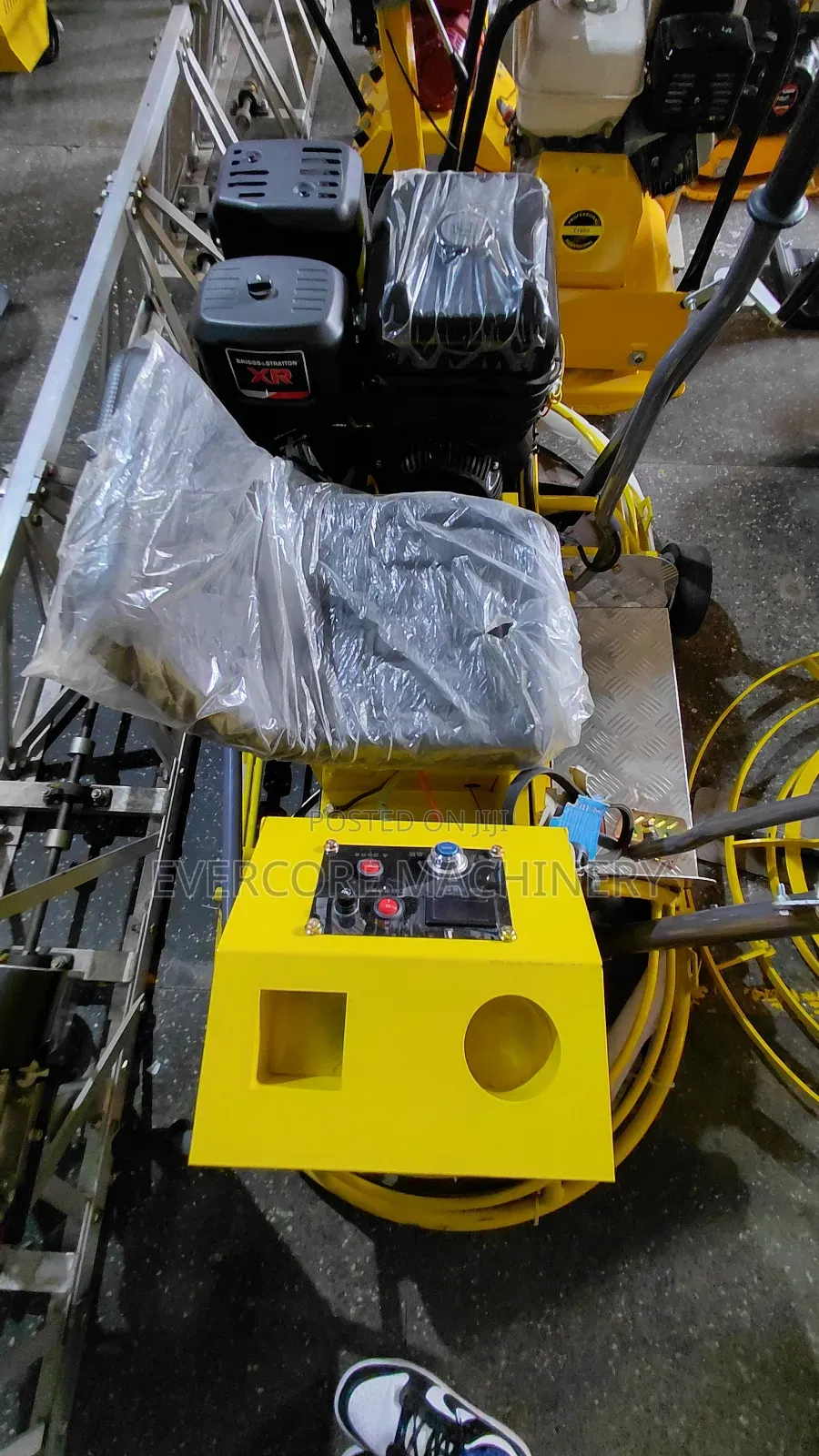Commercial Ride-on/Sit-on Petrol Powered Power Trowel/Floor Machine.