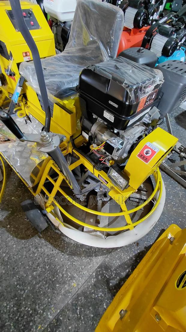 Ride-on/Sit on Power Float Machine With Petrol Engine. - main view