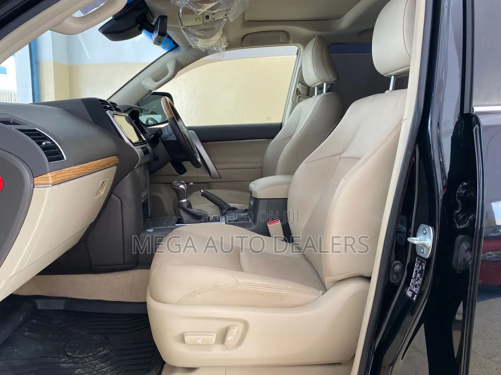 Toyota Land Cruiser Prado 2018 Black