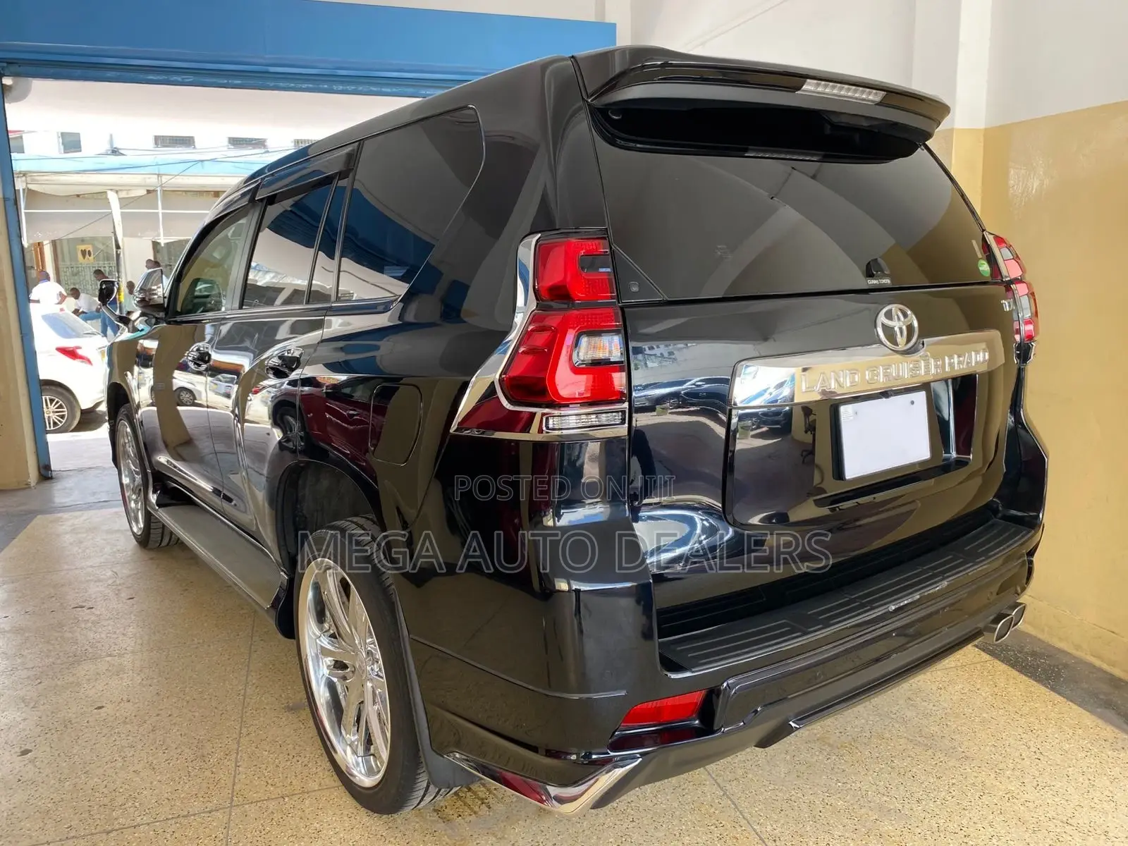 Toyota Land Cruiser Prado 2018 Black