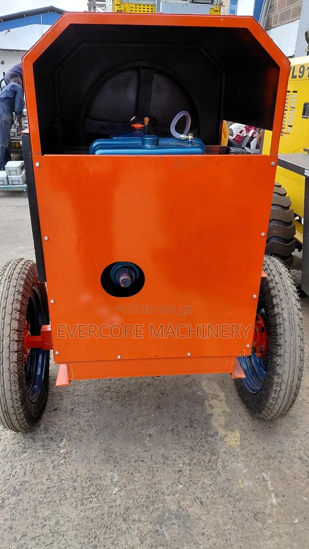 Diesel Concrete Mixer Titan 8hp Belt Driven Engine - thumbnail 2