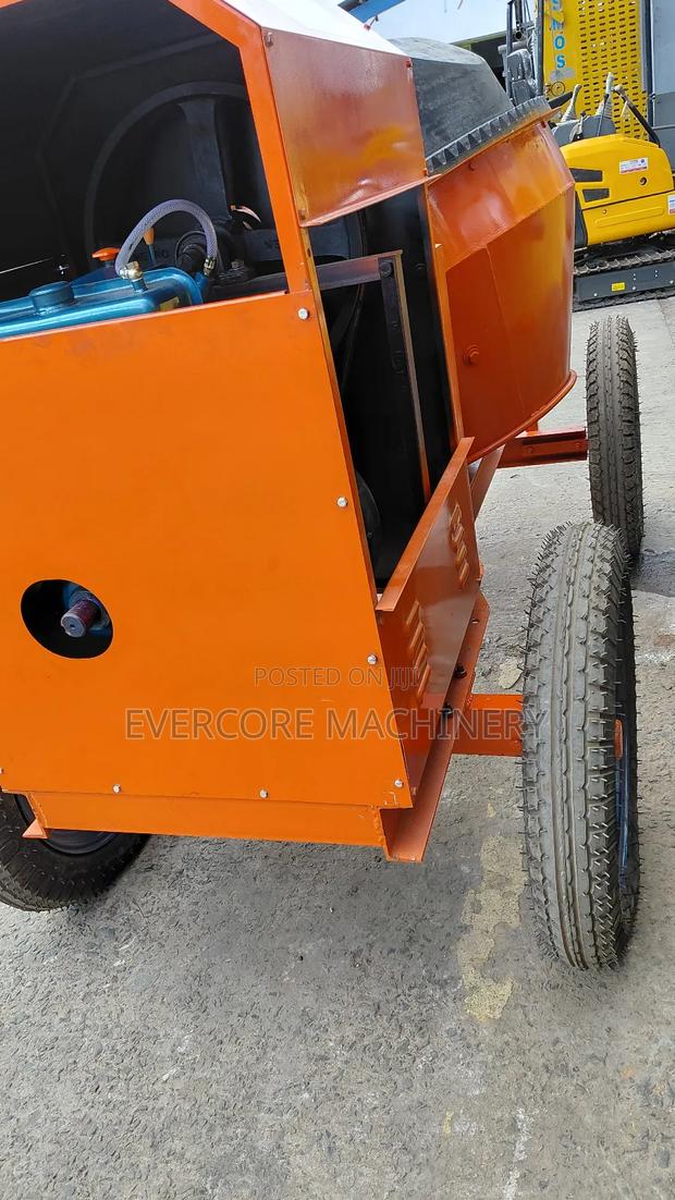 Diesel Concrete Mixer Titan 8hp Belt Driven Engine - thumbnail 4