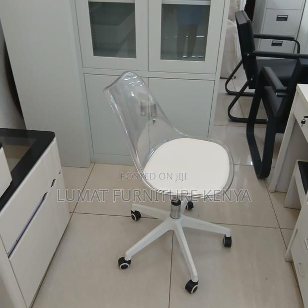 White Transparent Swivel Chair - thumbnail 3