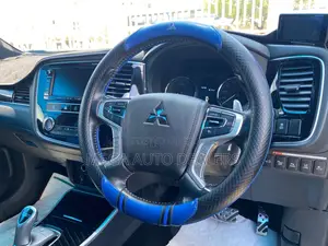 Mitsubishi Outlander 2018 White