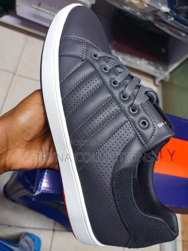 Quality Tommy Hilfiger Shoes - thumbnail 3