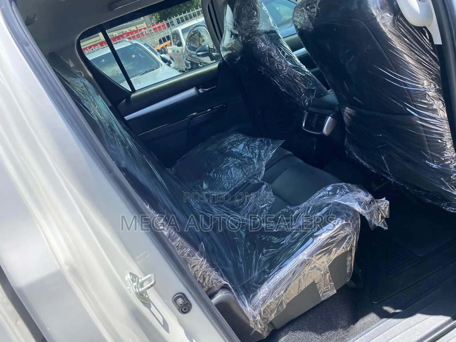 Toyota Hilux 2020 White