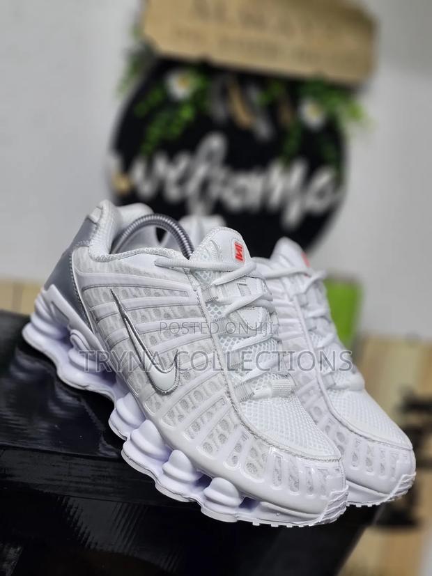 Nike Shox Shoes - main view