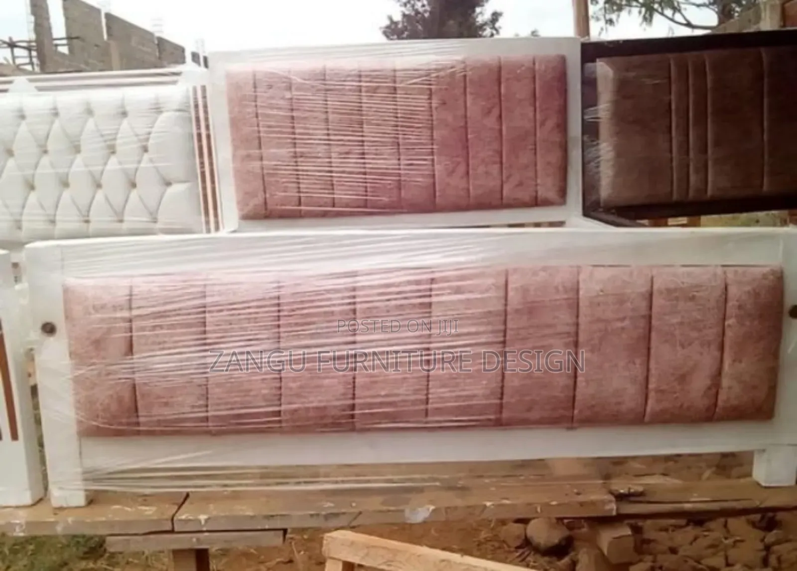 Smooth Looking Mocket Beds