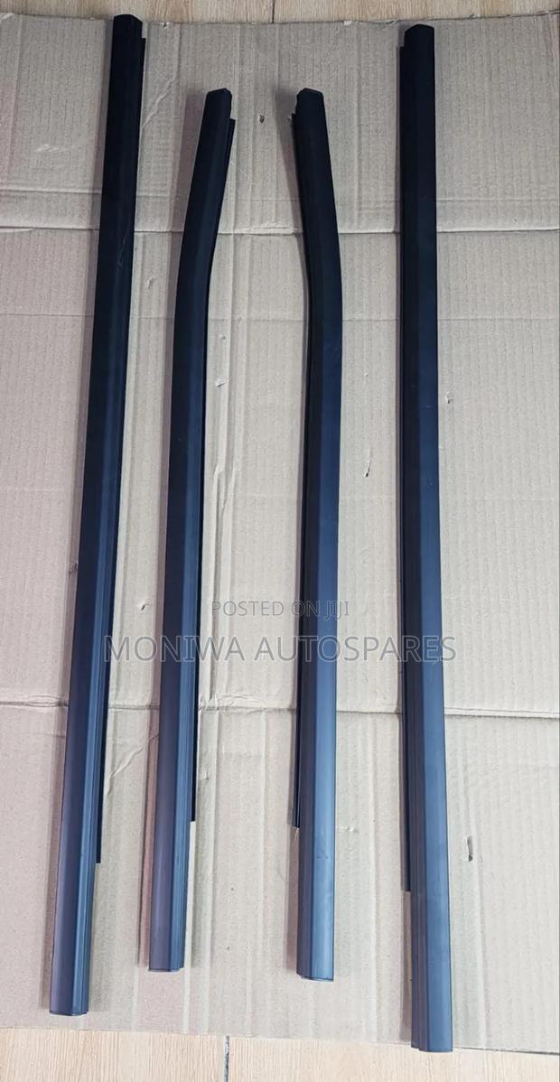 Weather Strip Landcruiser Fj 200 Chrome