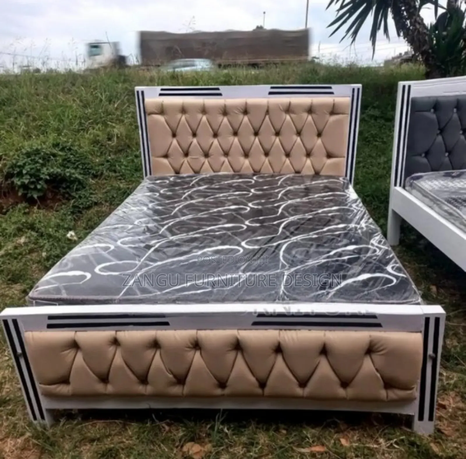 Crafted Smooth Mocket Beds