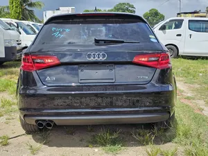 Audi A3 2.0T Tech Premium FWD 2018 Black