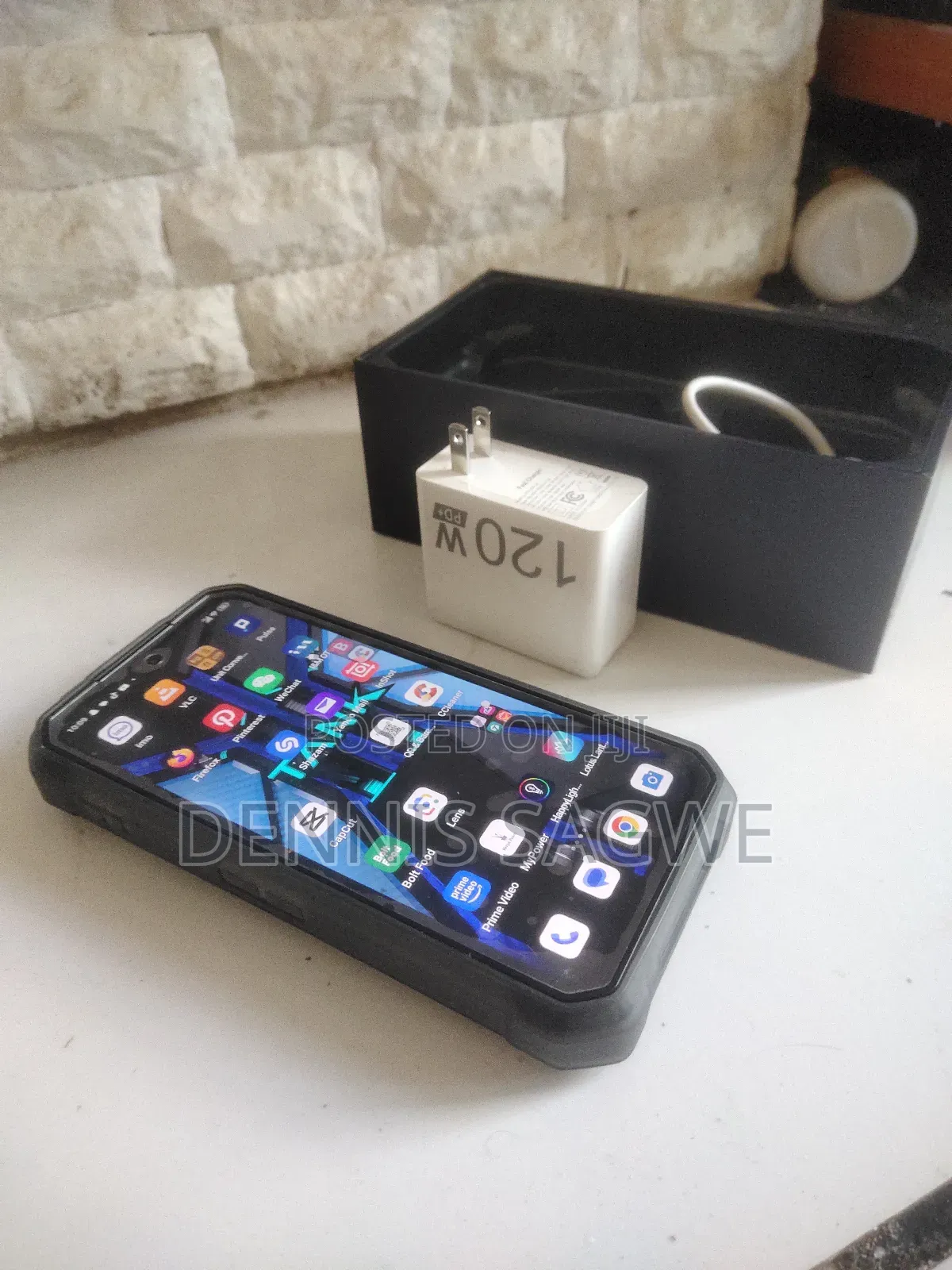 Tank 4 Pro Projector Phone