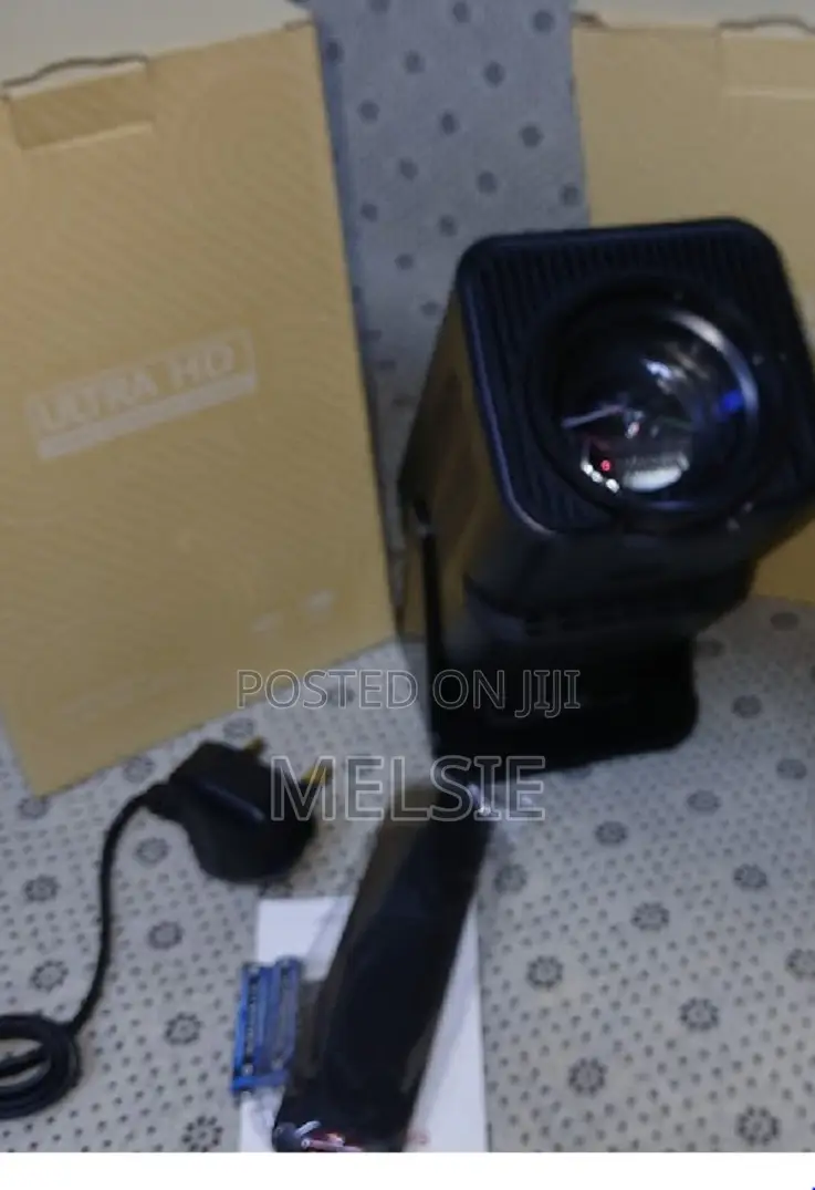 Projector With Android13,Support Wifi 6 Bt5.0 Auto Keystone Correction