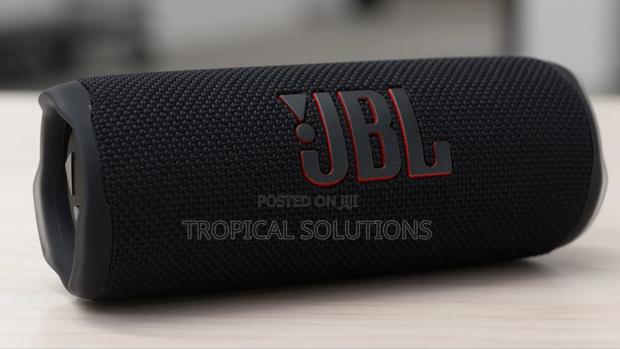 JBL Flip 6 Speaker - main view