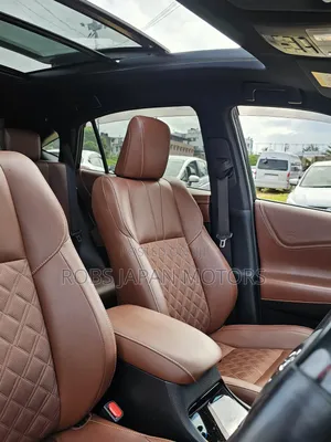 Toyota Harrier 2.0 2019 Black