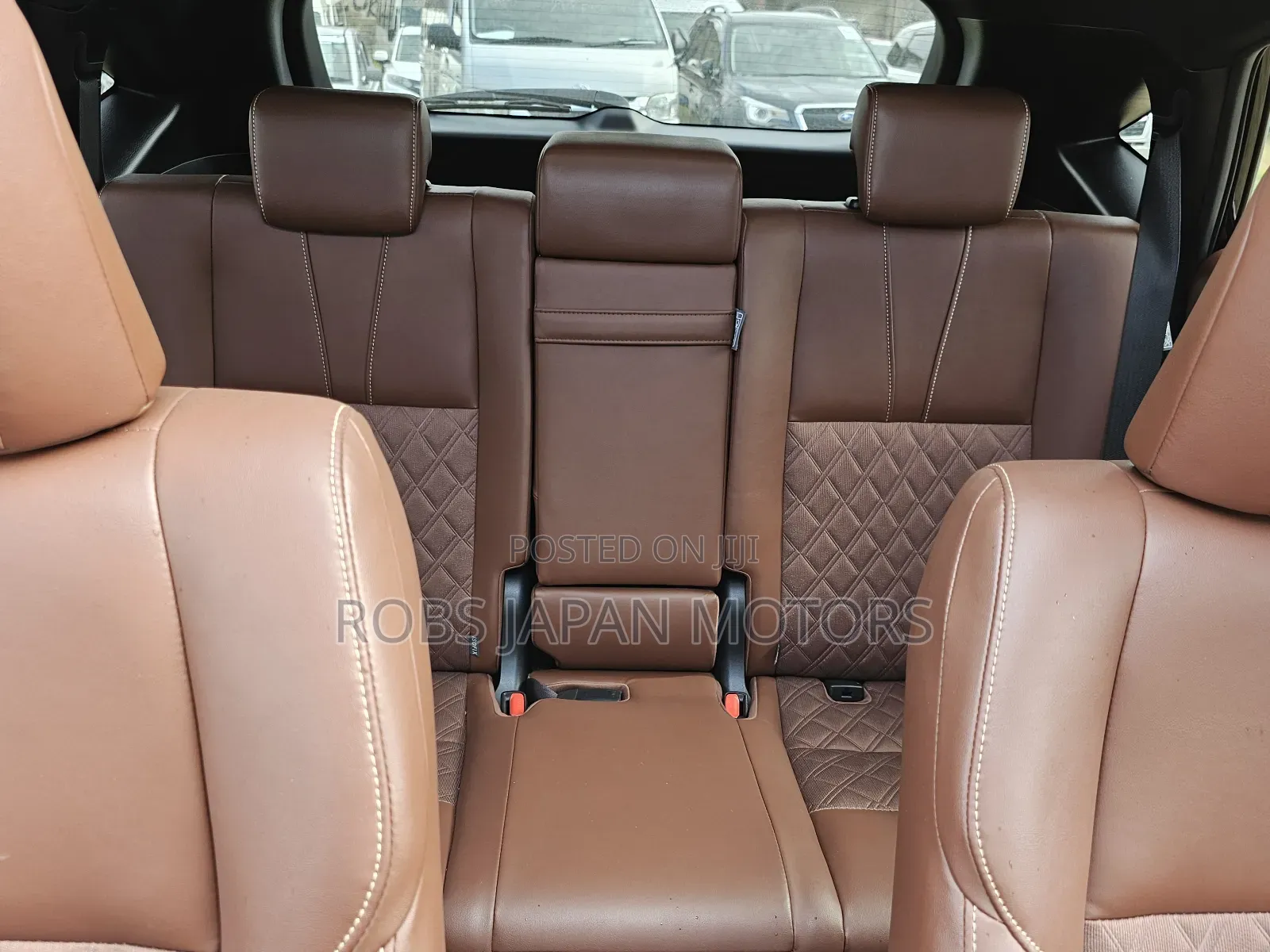 Toyota Harrier 2.0 2019 Black