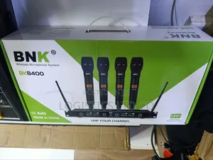 BNK Bk8400 Uhf Wireless Microphone System With 4 Mics