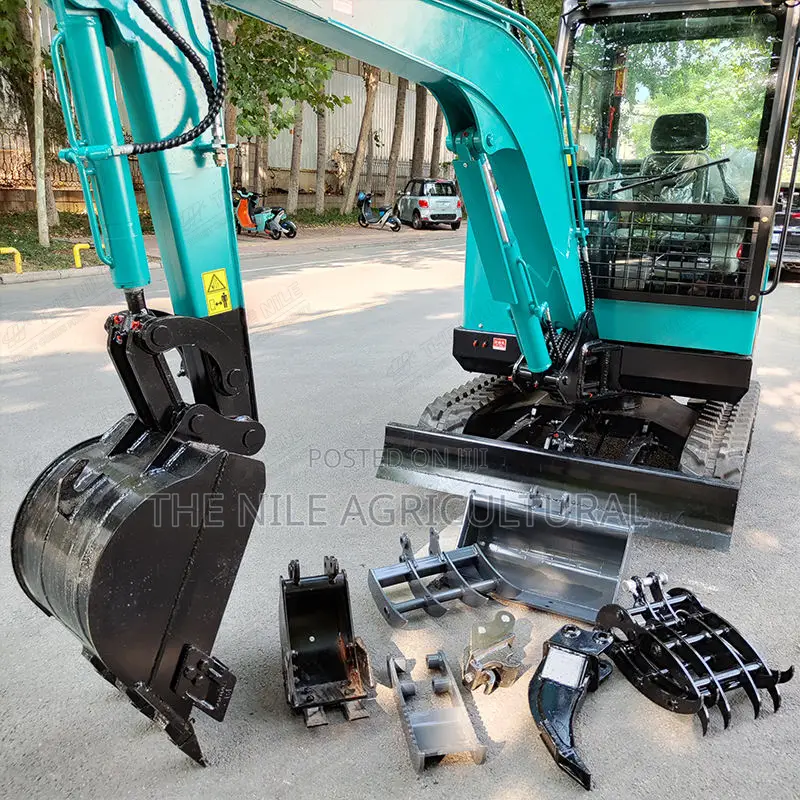 Small Tracked Excavator With Accessories for Sale in Kenya