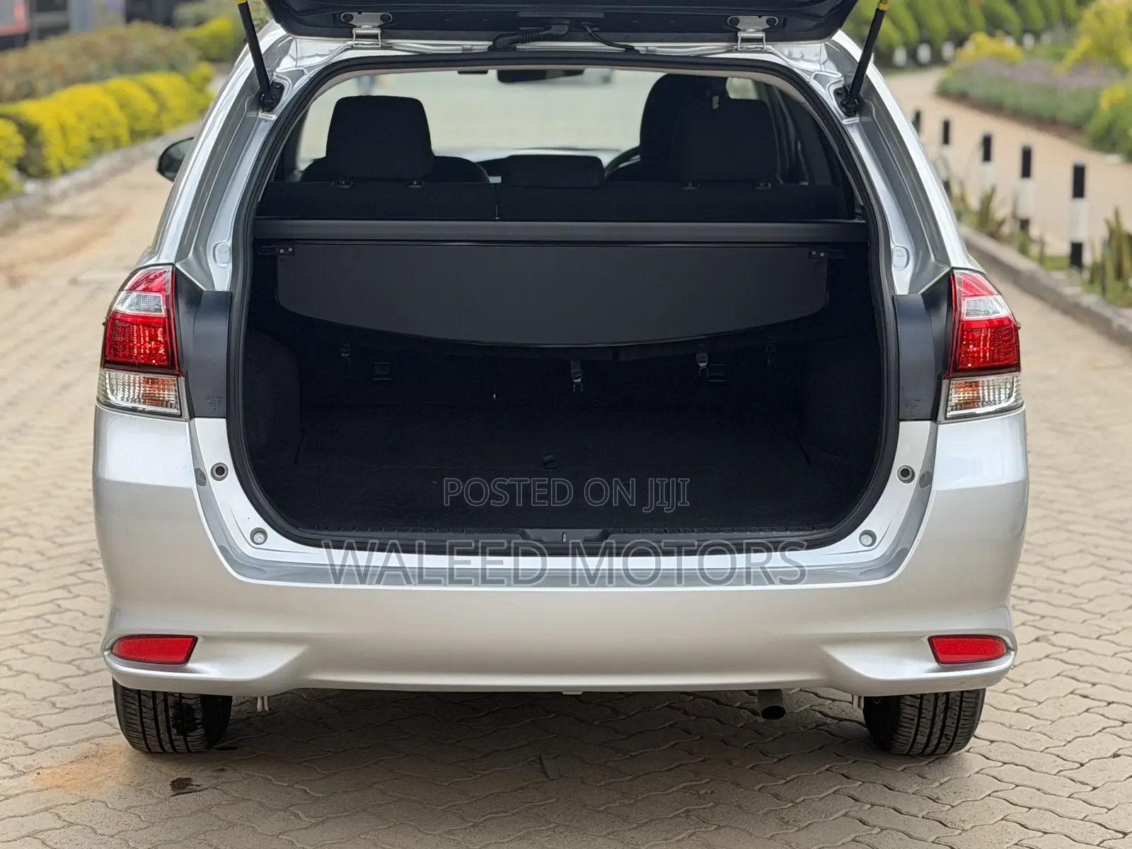 Toyota Corolla Fielder 2020 Silver