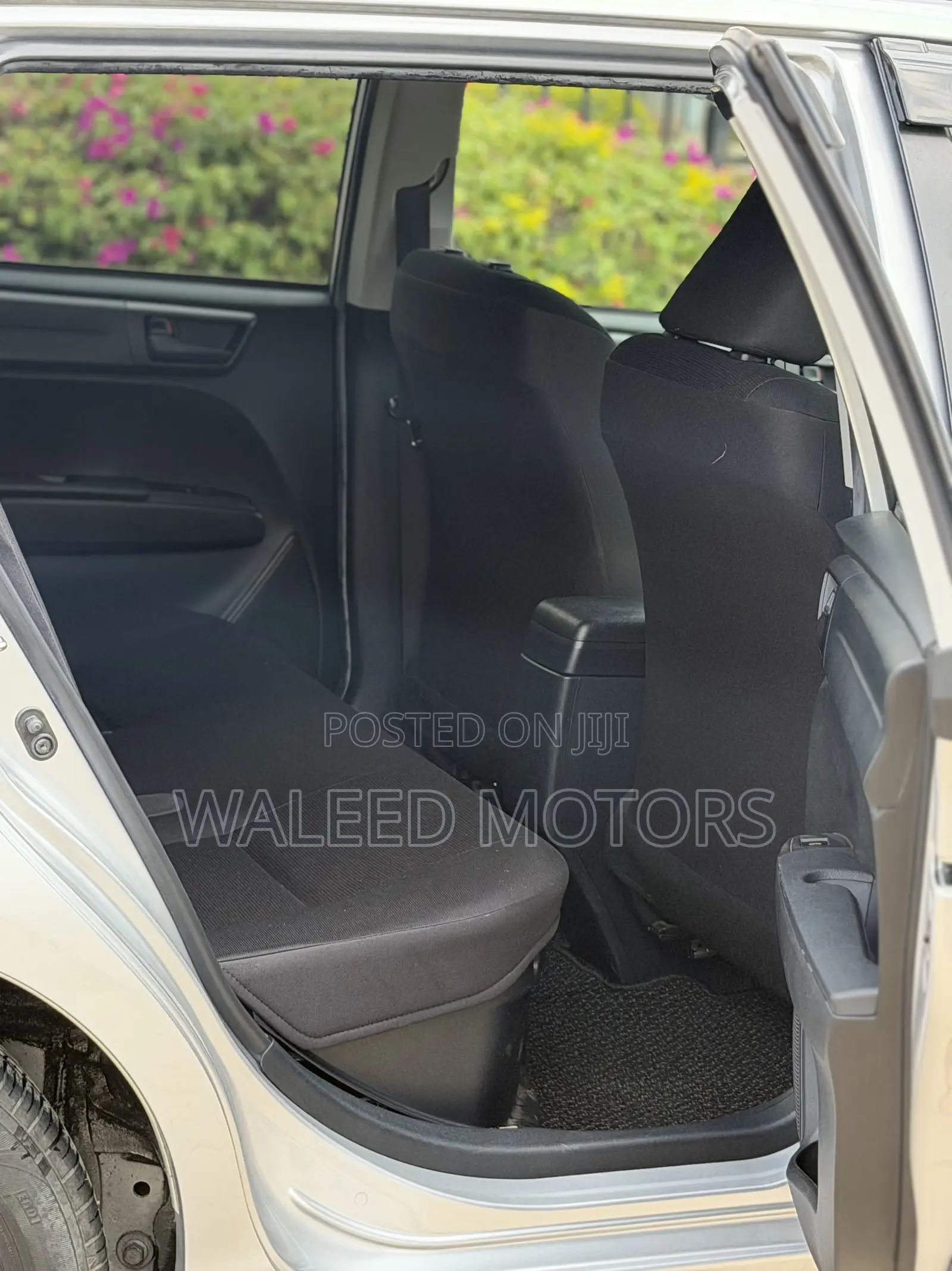 Toyota Corolla Fielder 2020 Silver