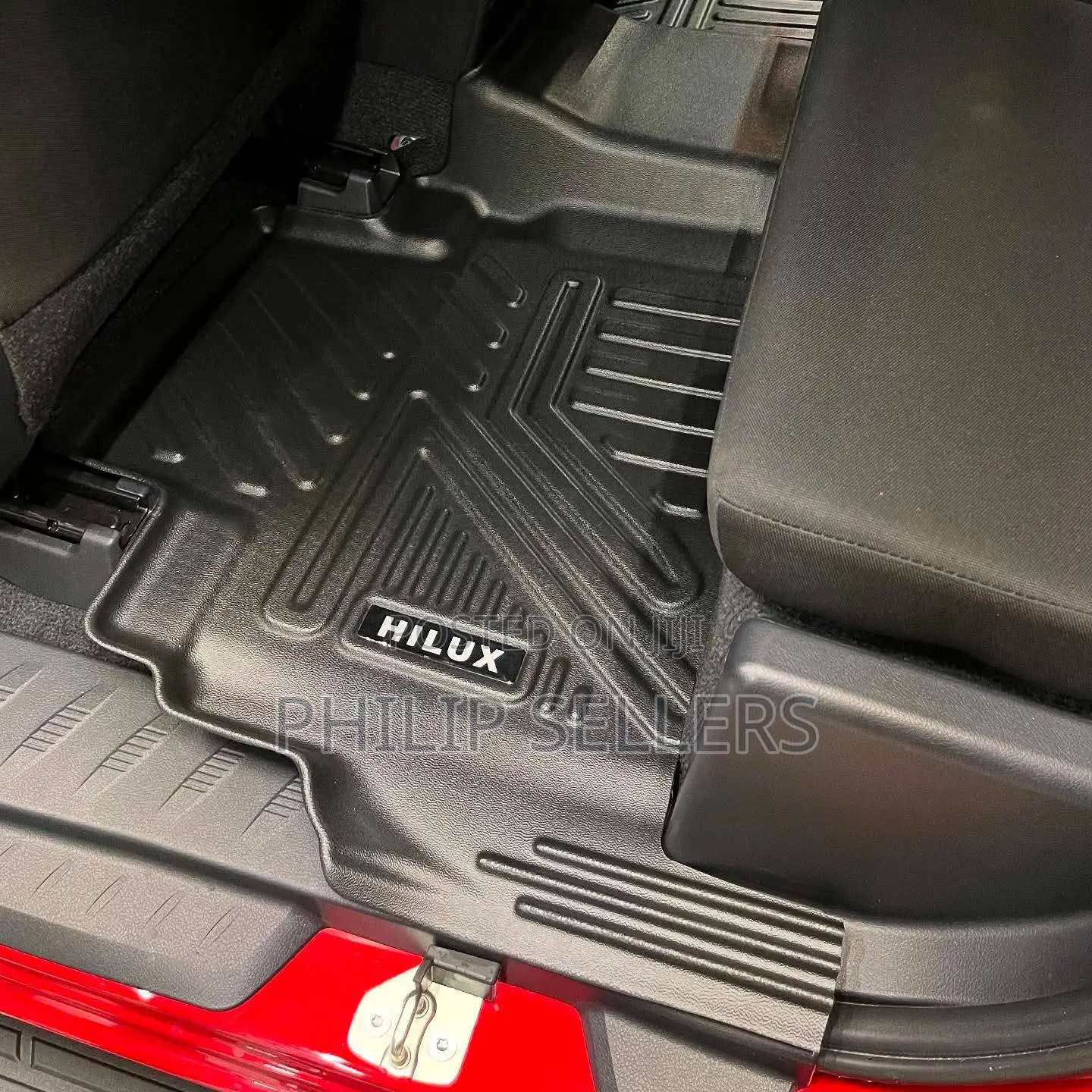 Custom-Fit for Toyota Hilux Double Cab