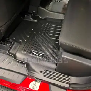 Custom-Fit for Toyota Hilux Double Cab