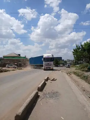 Transit Trailers With Crane Are Available for Load Delivery
