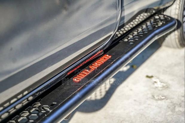 Heavy-Duty Aluminium Sidesteps for Pickup - thumbnail 3