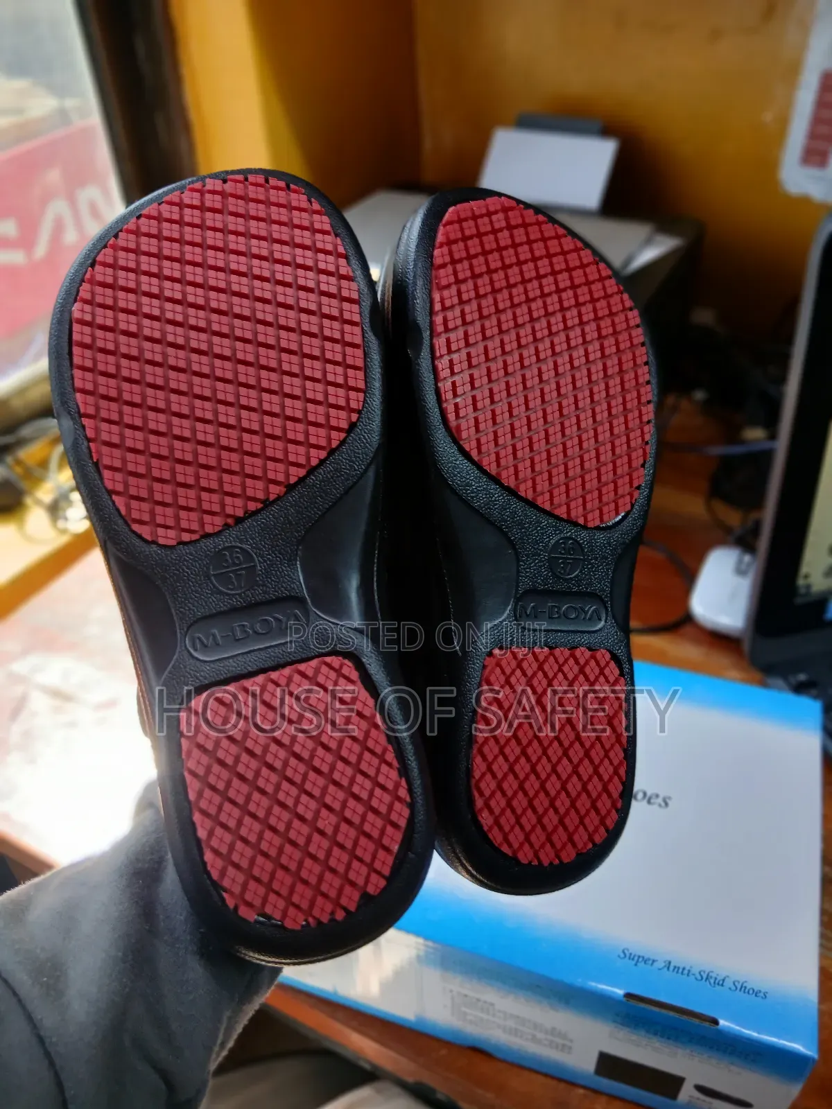 Comfortable Nonslip Black Croc