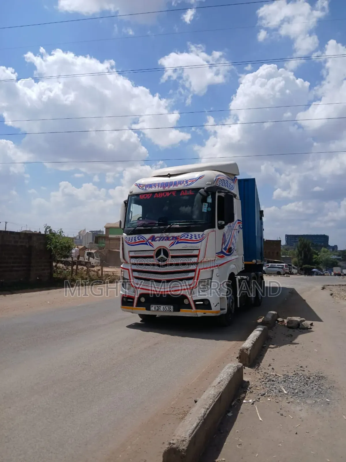 Trailers for Logistics and Errands Services Are Readily Available