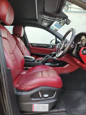 Porsche Cayenne Base AWD 2019 Matt Black