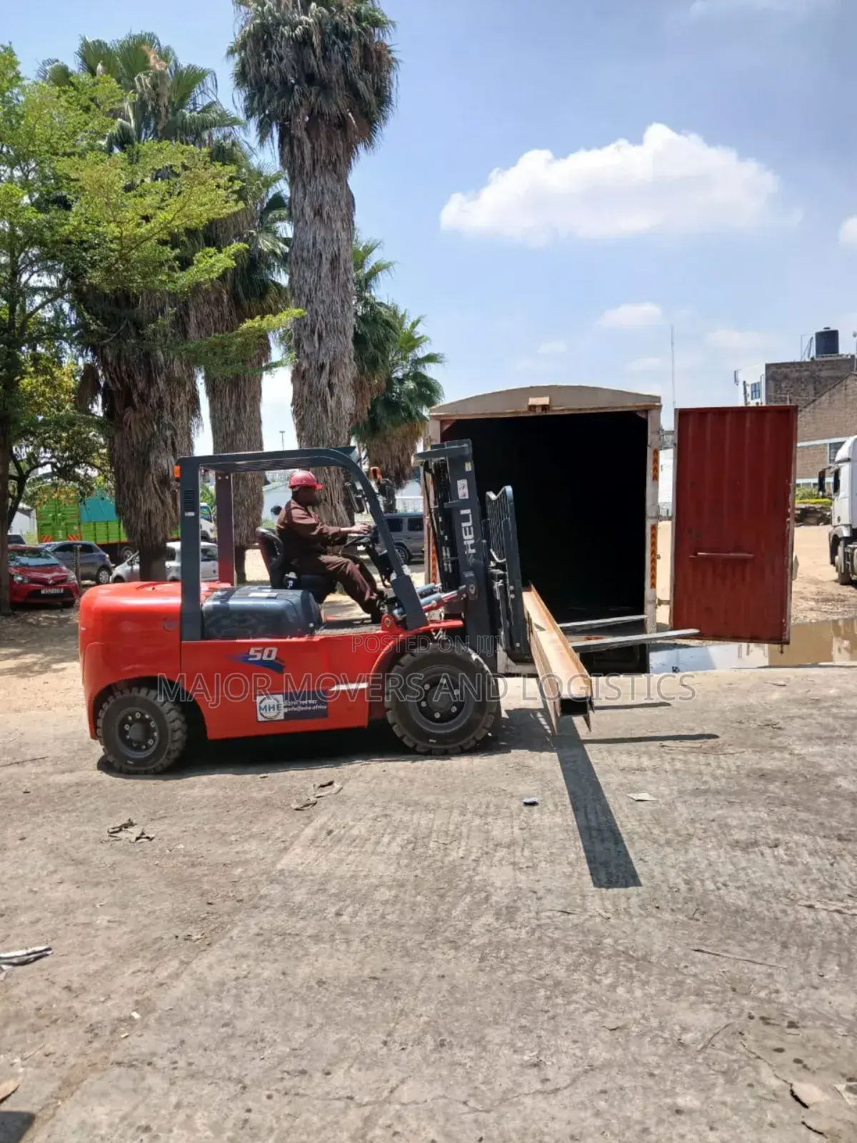 Trailers for Transport and Logistics Are All Accessible