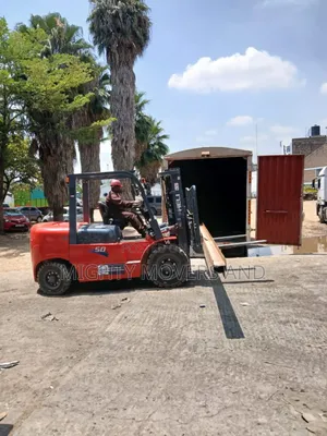 Trailers for Transport and Logistics Are All Accessible