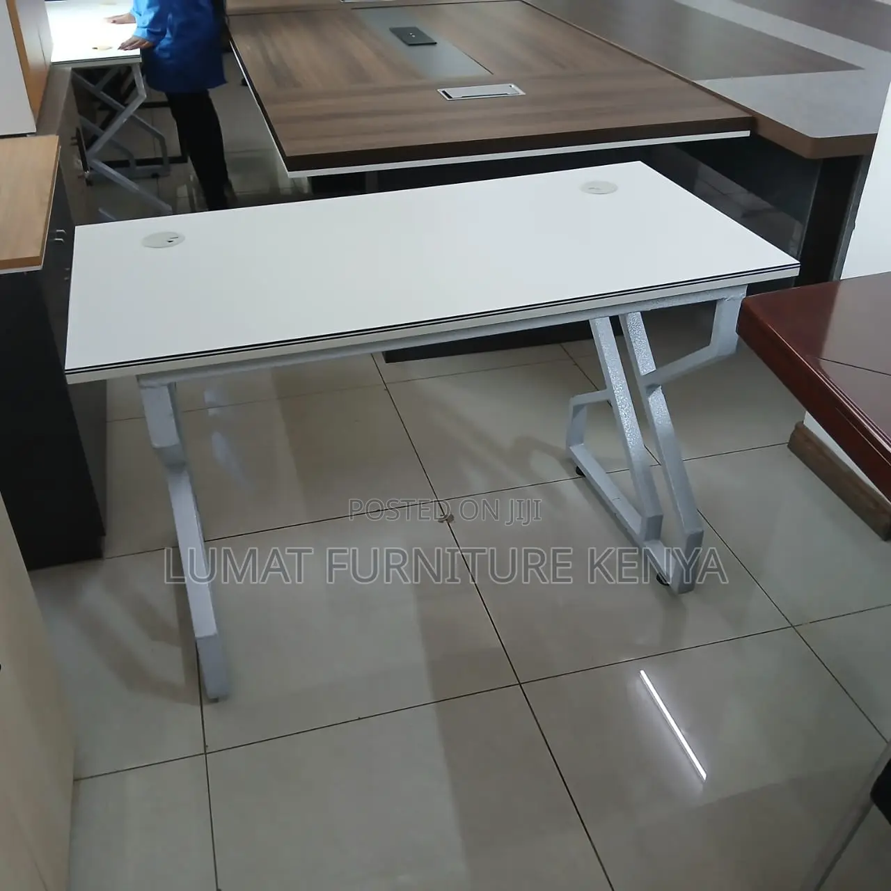 Modern Simple Desk