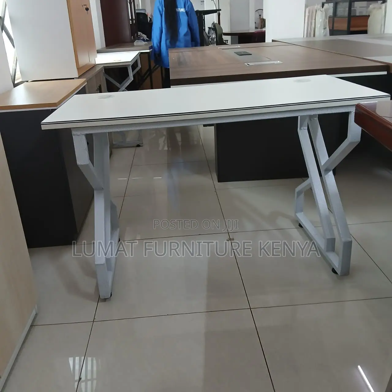 Modern Simple Desk