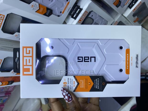 Werty Urban Armor Gear iPhone 15 Pro Max Pathfinder Magsafe Case - main view