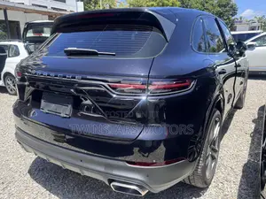 Porsche Cayenne Coupe AWD 2021 Black