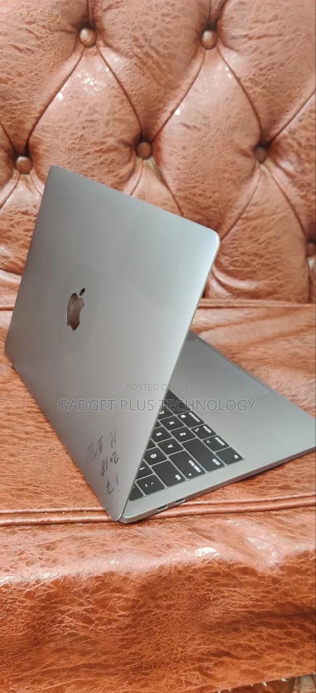 Laptop Apple MacBook Pro 2018 16GB Intel Core I7 SSD 1T - thumbnail 2