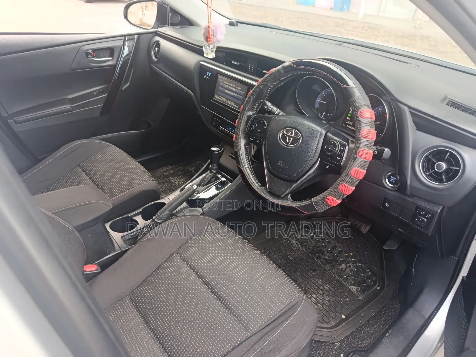 Toyota Auris 2017 Silver
