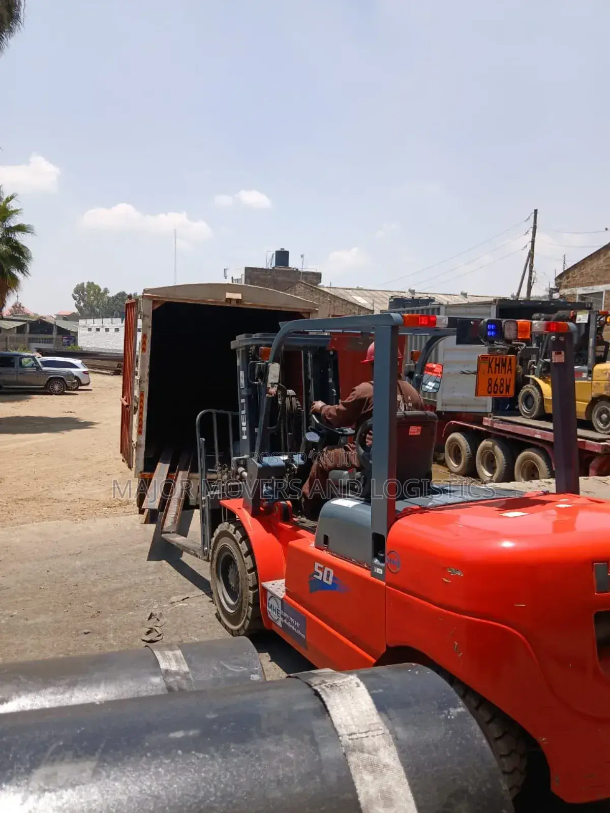 Trucks With Loading and Unloading Trolleys Are All Accessible