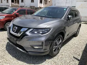 Nissan X-Trail 2.0 Petrol FWD 2018 Silver