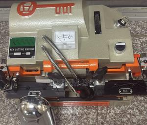 Key Cutting Machine/Key Cutting Machine - main view