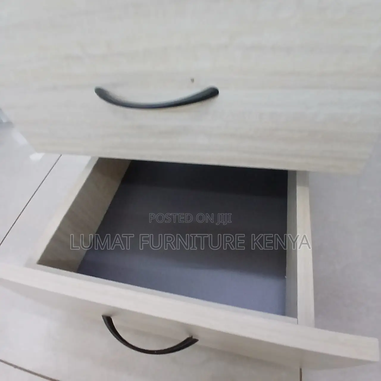 Lockable Top Drawer For Document Security