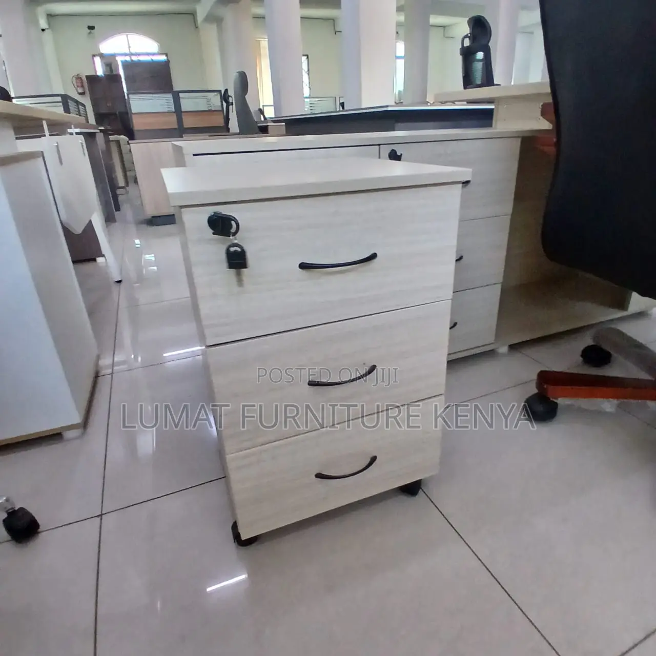 Lockable Top Drawer For Document Security