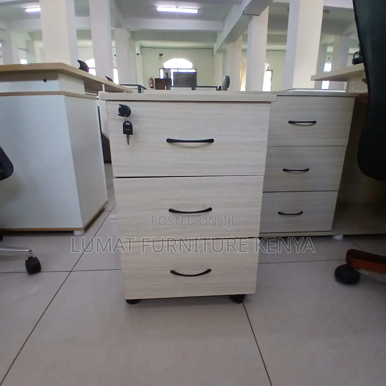 Lockable Top Drawer For Document Security