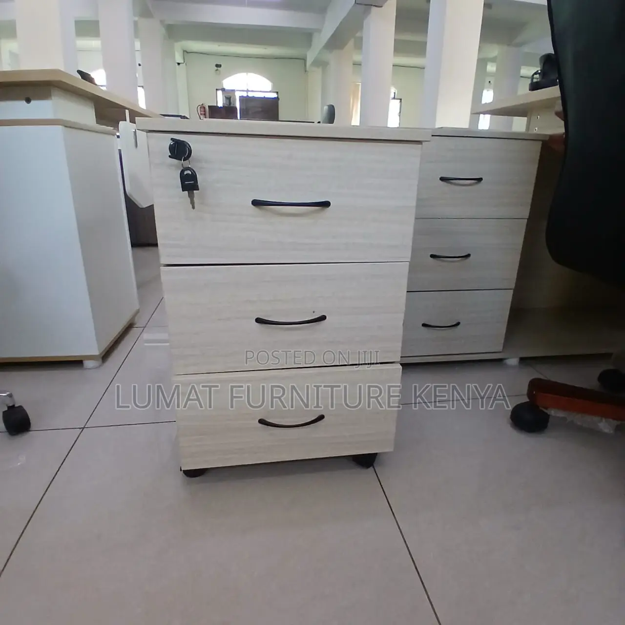 Lockable Top Drawer For Document Security