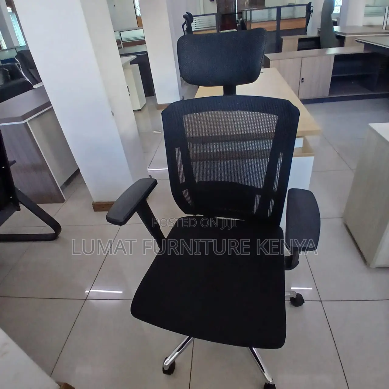 Comfortable Padded Seat for Long Sitting Hours
